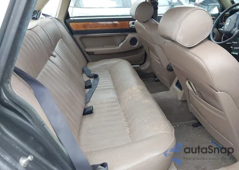 1988 Jaguar Xj6 z USA, uszkodzony, nr VIN SAJHV1545JC509301